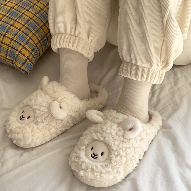 https://wewanderingwomen.ca/cdn/shop/products/cartoon-winter-indoor-slippers-846681.jpg?v=1707275934
