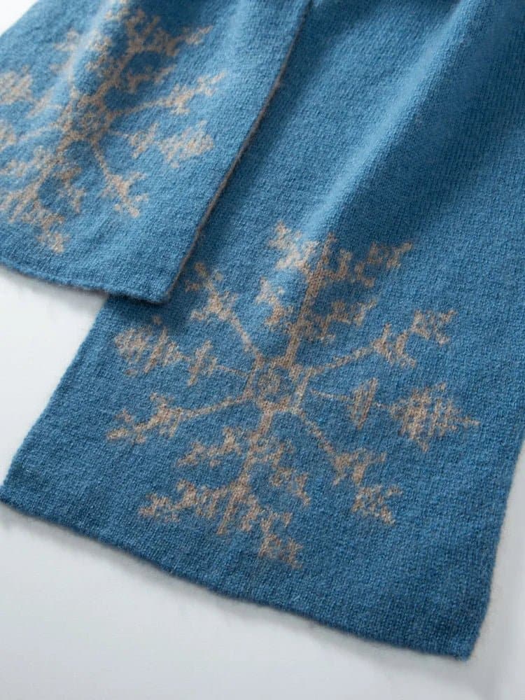 Cashmere Knitted Scarf - Wandering Woman