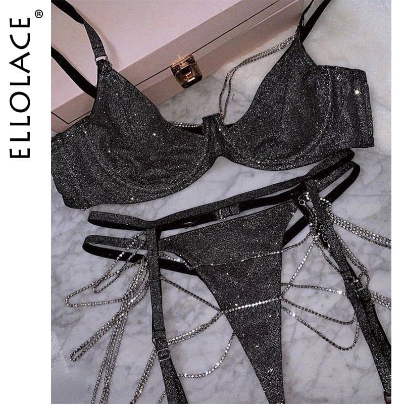Chain Bra And Panty Lingerie Set - Wandering Woman