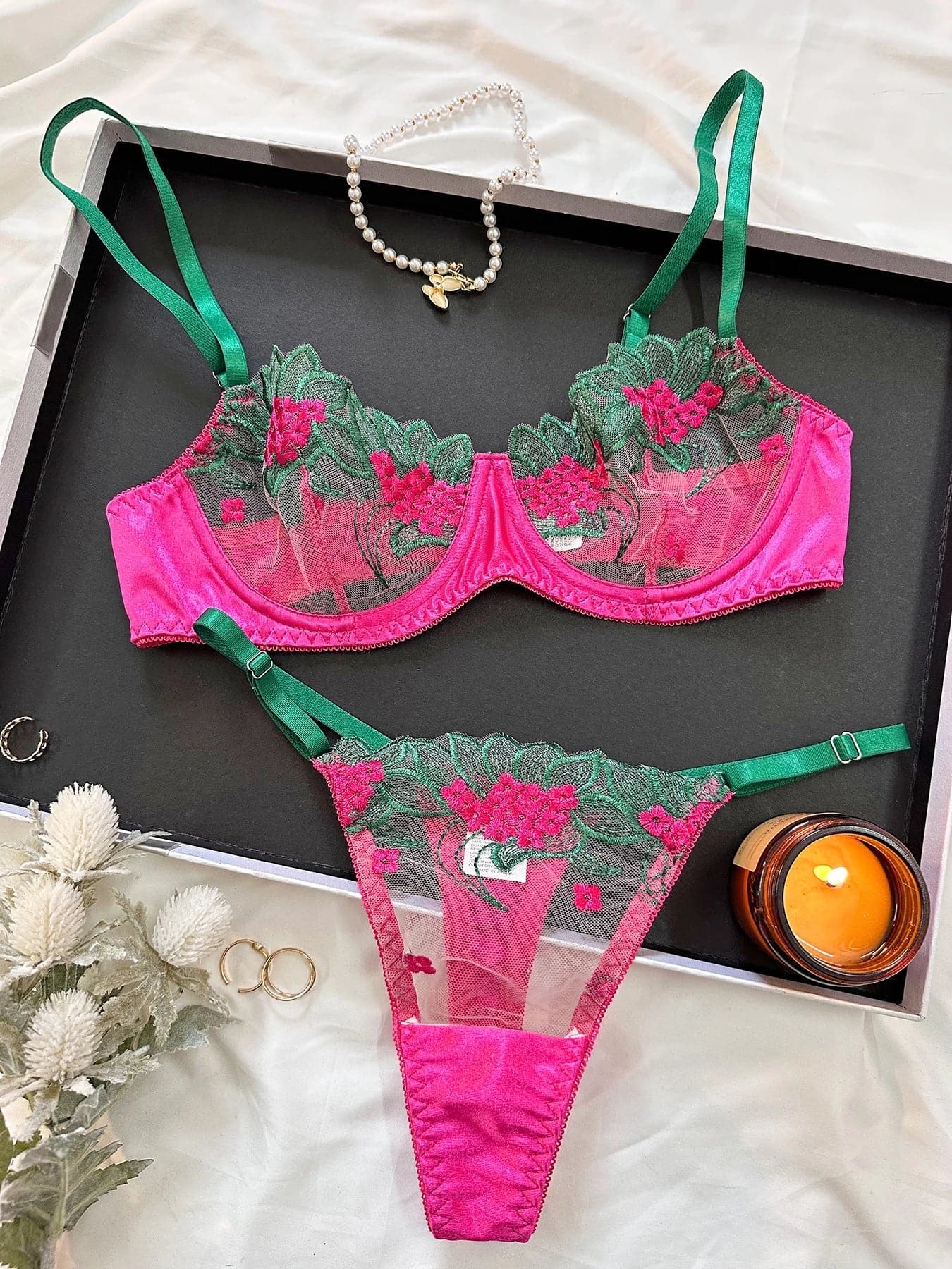 Floral Lace Lingerie Set - Wandering Woman