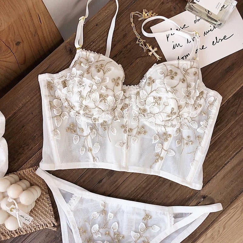 French White Floral Embroidery Lingerie with Adjustable Straps and Underwire - Wandering Woman