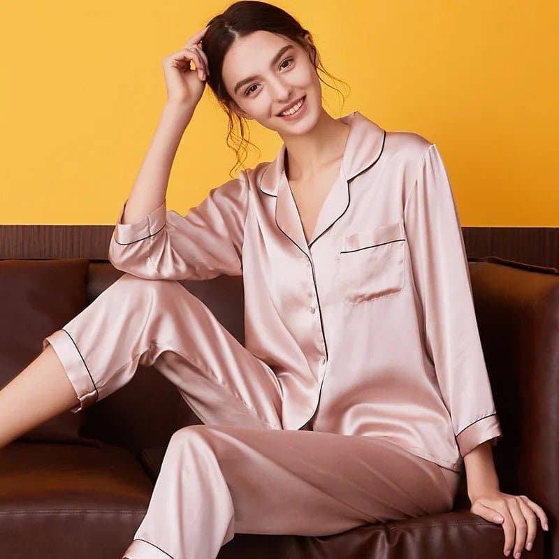 High Quality Silk Pajamas - Wandering Woman