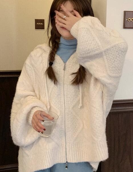 Oversize Knitted Cardigan - Wandering Woman