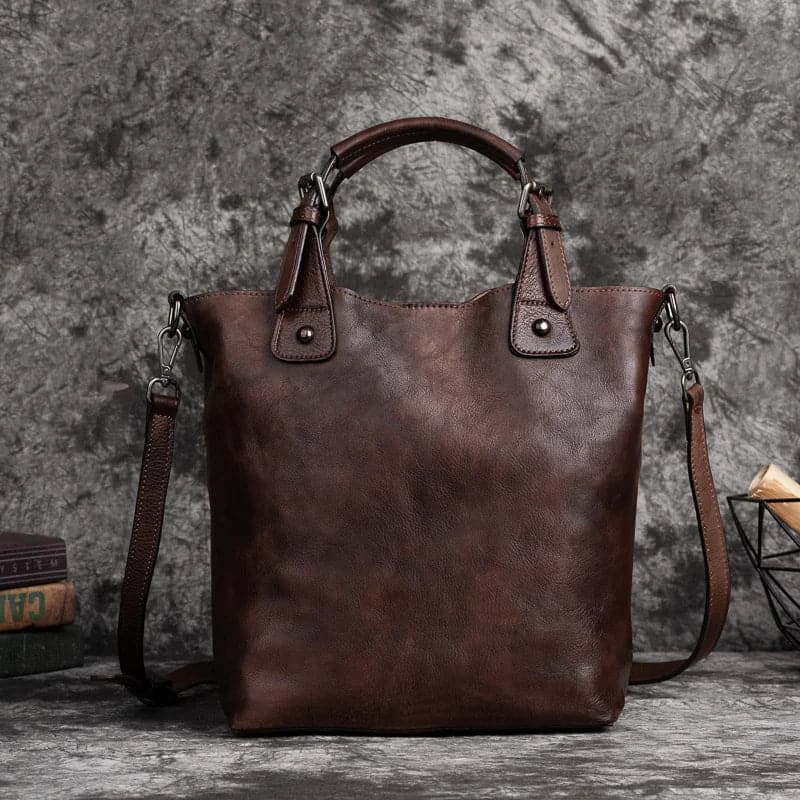 Retro Style Leather Shoulder Bag - Wandering Woman