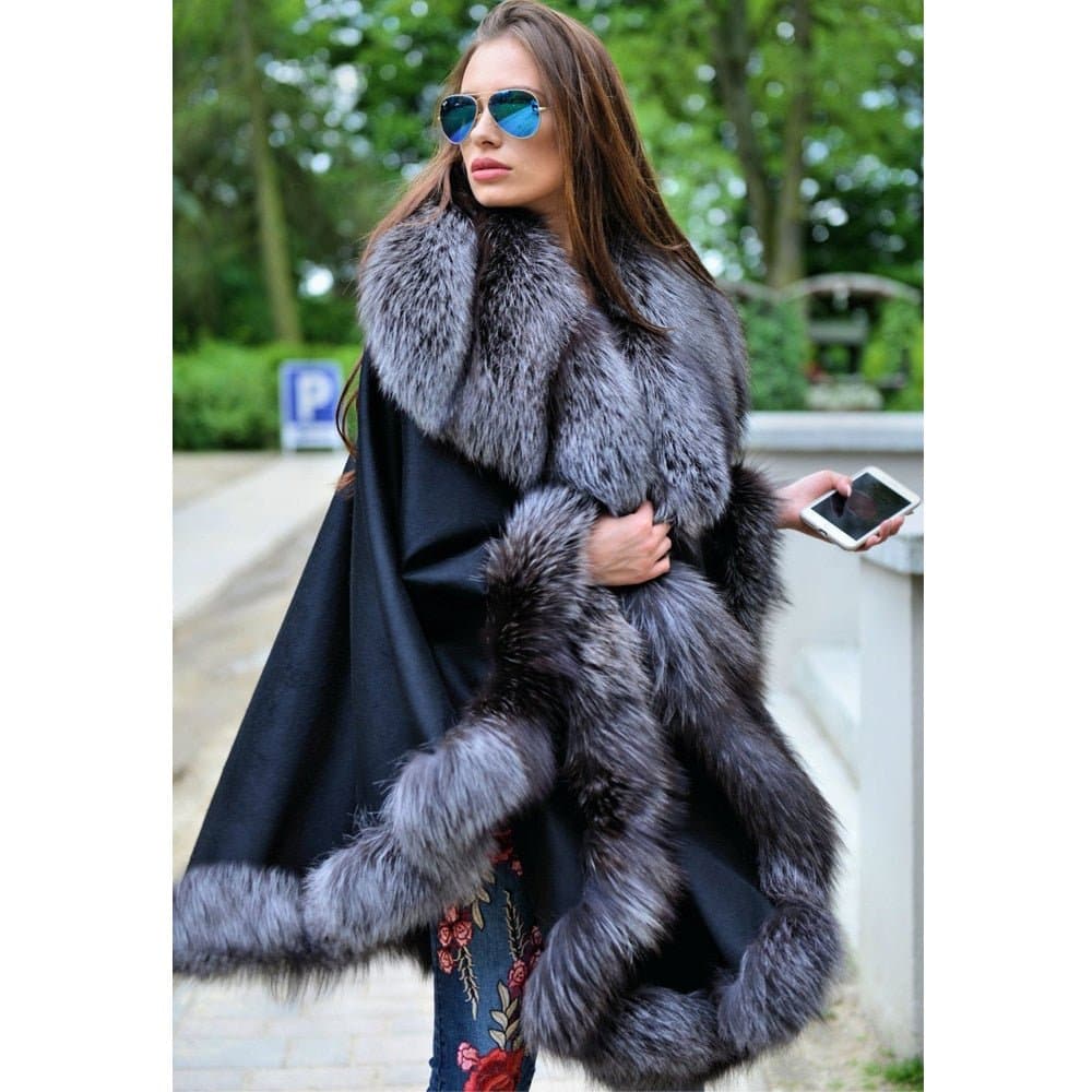 Silver Fox Fur Collar Cashmere Cape - Wandering Woman
