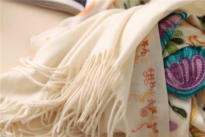 Thick Embroidery Cashmere Wraps - Wandering Woman