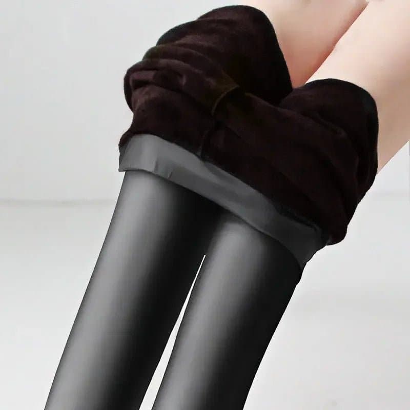 Velvet Lined Imitation Leather Leggings with High Waist - Cozy & Stylish - Size L to 6XL - Wandering Woman