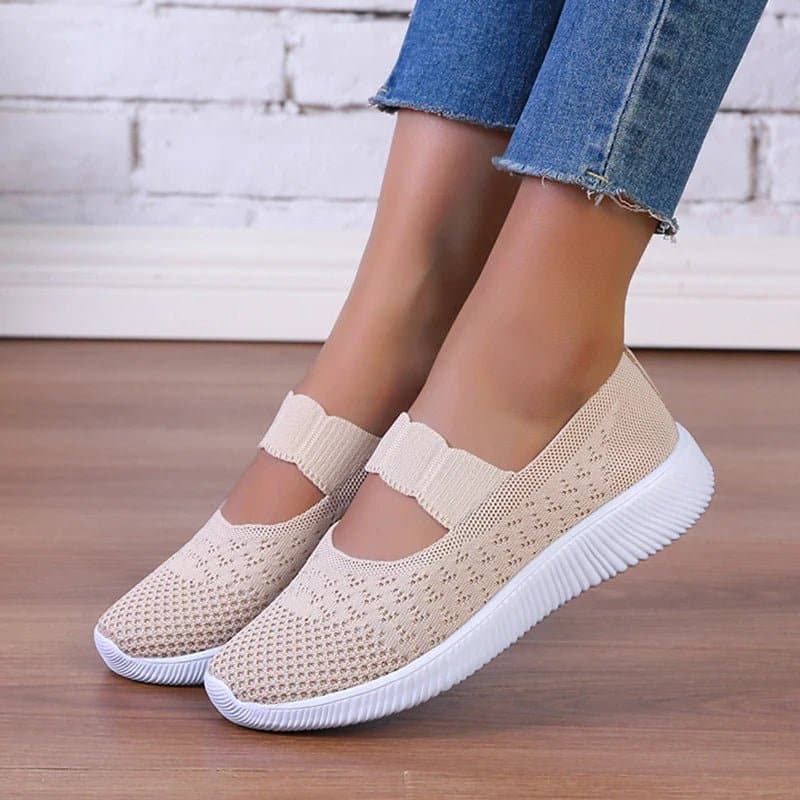 Women's Breathable Slip-On Soft Bottom Sneakers - Fashionable Casual Shoes - Wandering Woman